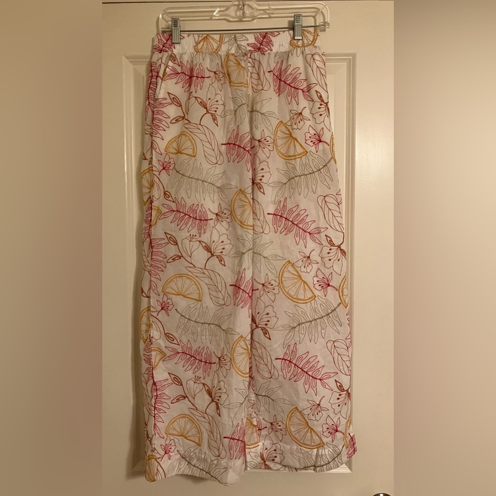 C&C California Embroidered Floral Ant Size Small